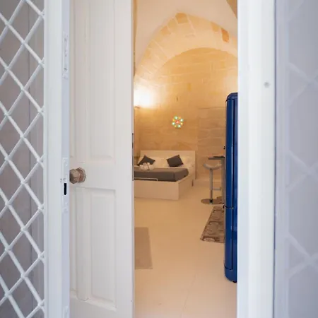 Essential By Dimora Barocca *