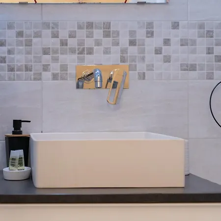 Essential By Dimora Barocca